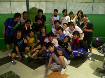 ���猤���Z���^�[���t�b�g�T��